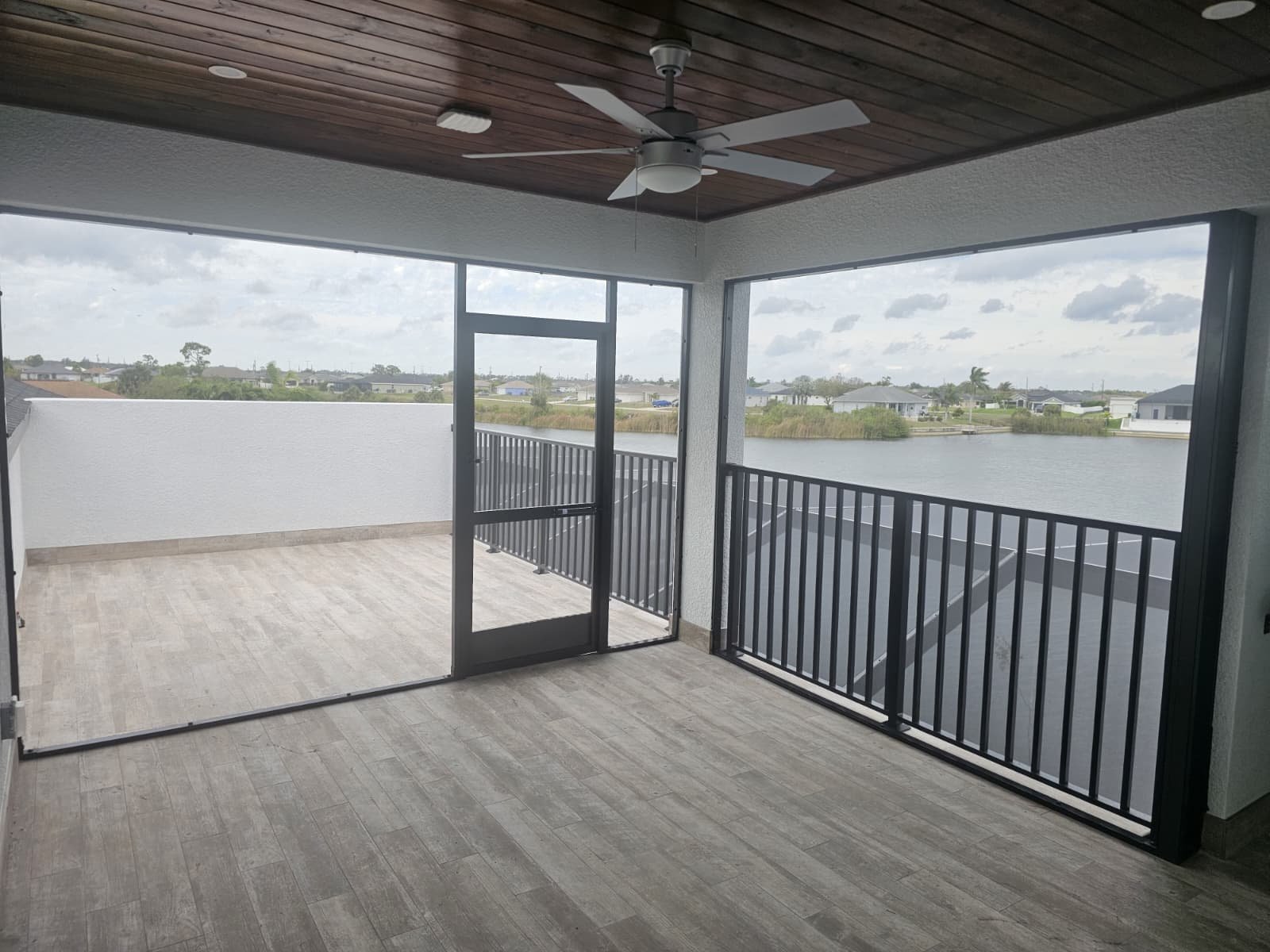 Lanai Privacy Screen Enclosure Installation